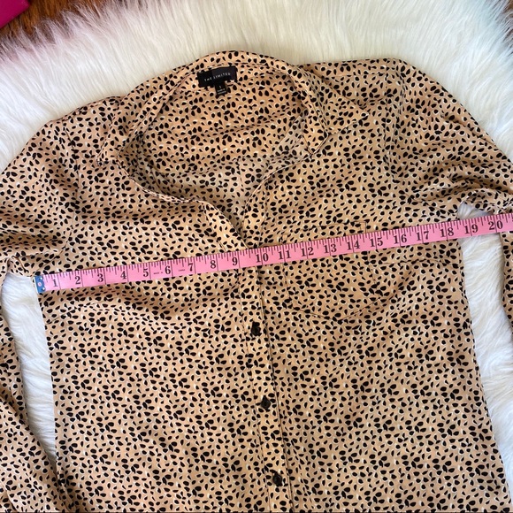 🔥SOLD🔥 The Limited Leopard Print Button Down Shirt Small - Picture 14 of 16